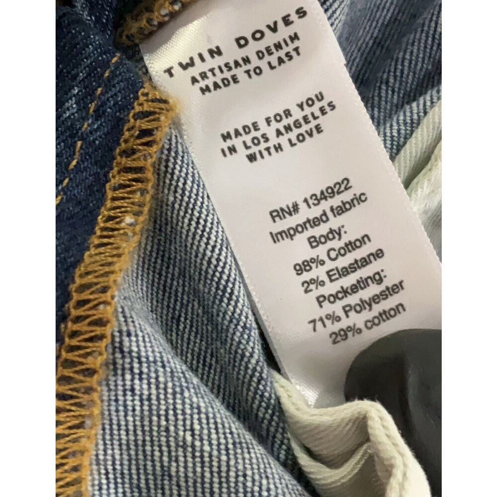 Classic High-Rise Wide Leg Jeans in Medium Blue - Picture 6 of 6